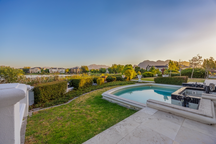 5 Bedroom Property for Sale in Val De Vie Estate Western Cape